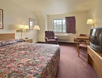 Super 8 By Wyndham Coshocton Roscoe Village Room photo